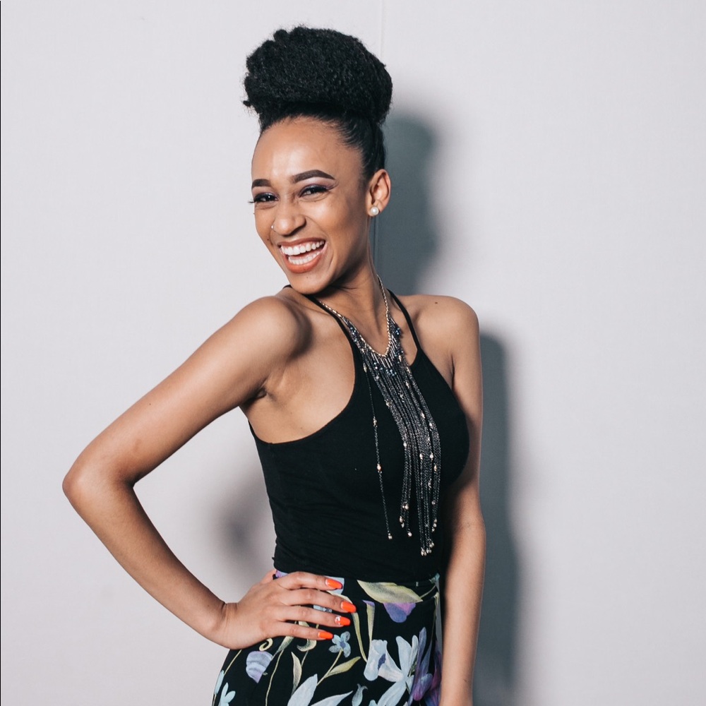 Meet your Posher, Teeazha